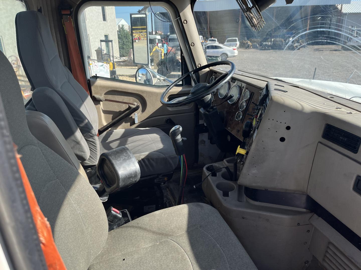 ./imagenes/INVOICE/2019/17648/CAMION REVOLVEDOR INTERNATIONAL PAYSTAR 5000 CON EQUIPO MCNEILUS (13).JPG